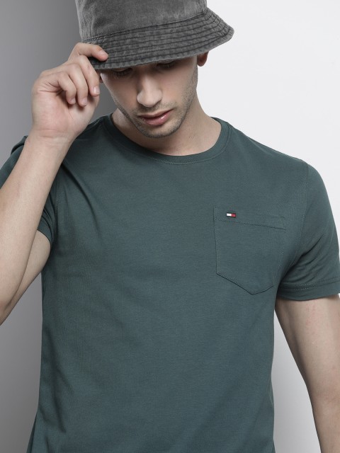 

Tommy Hilfiger Men Teal Solid Pure Cotton T-shirt