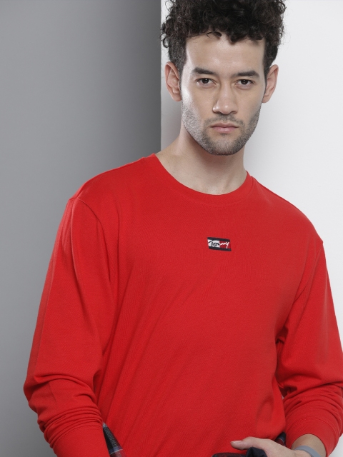 

Tommy Hilfiger Men Red Solid Organic Cotton Applique Detail T-shirt