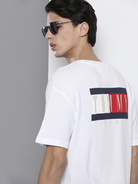 

Tommy Hilfiger Men White Typography Printed Drop-Shoulder Sleeves T-shirt