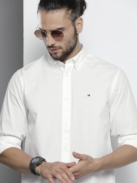 

Tommy Hilfiger Men White Button-Down Collar Casual Shirt