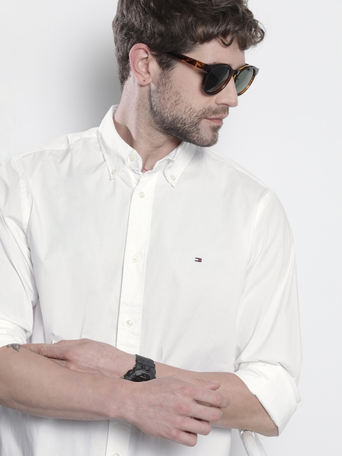 

Tommy Hilfiger Men White Solid Casual Shirt
