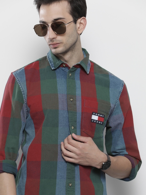 

Tommy Hilfiger Men Multicoloured Opaque Checked Casual Shirt, Multi