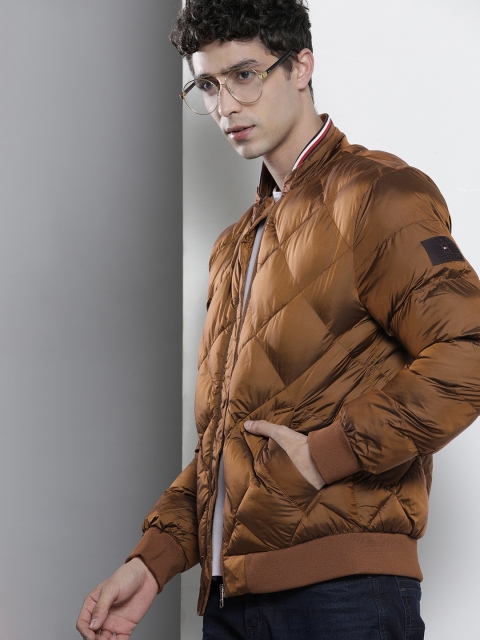

Tommy Hilfiger Men Brown Solid Quilted Jacket