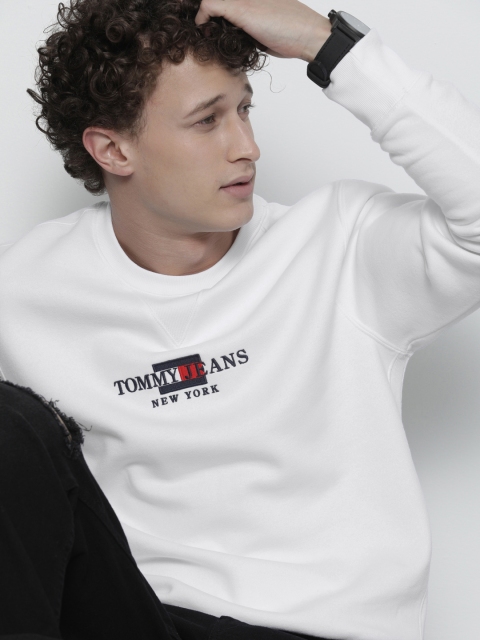 

Tommy Hilfiger Men White Embroidered Sweatshirt