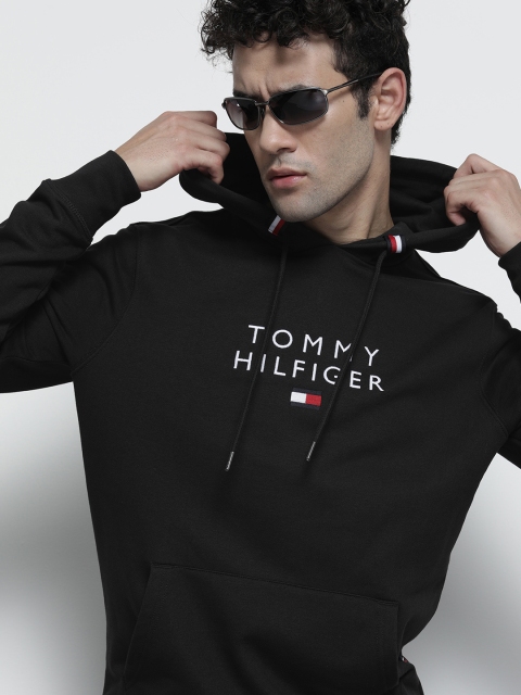 

Tommy Hilfiger Men Black Embroidered Pure Organic Cotton Hooded Sweatshirt