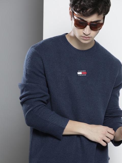 

Tommy Hilfiger Men Navy Blue Ribbed Pullover
