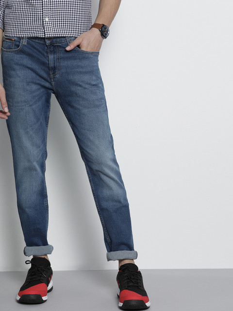 

Tommy Hilfiger Men Blue Straight Fit Mid-Rise Heavy Fade Stretchable Jeans