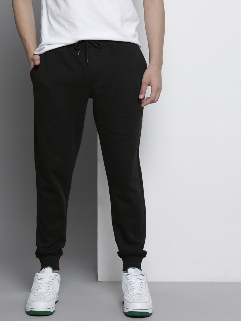 

Tommy Hilfiger Men Black Solid Slim Fit Joggers