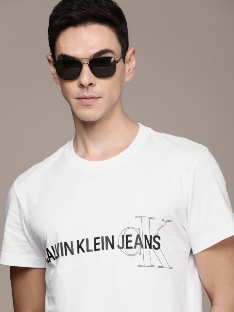 

Calvin Klein Jeans Men White Black Printed Pure Cotton T-shirt