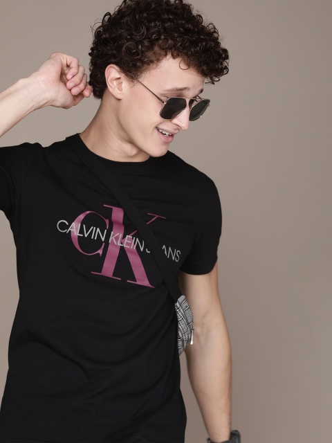 

Calvin Klein Jeans Men Black Purple Printed Pure Cotton T-shirt
