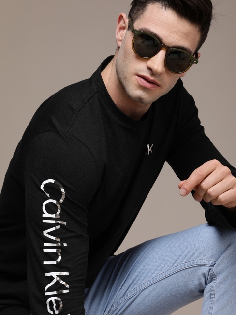 

Calvin Klein Jeans Men Black Brand Logo T-shirt