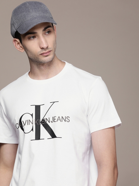 

Calvin Klein Jeans Men White & Black Printed T-shirt