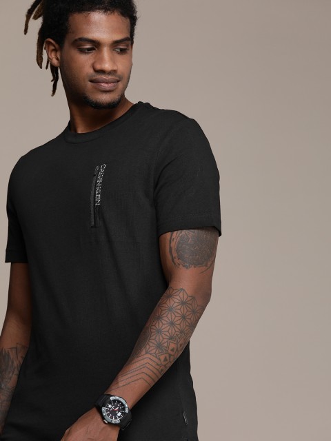 

Calvin Klein Jeans Men Black RUBBERIZED ZIP POCKET Casual Pure Cotton T-shirt With Logo Print