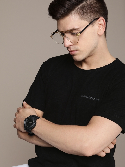 

Calvin Klein Jeans Men Black Grey Printed Pure Cotton T-shirt