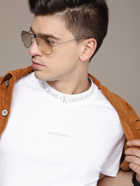 

Calvin Klein Jeans Men White Brand Logo Printed Pure Cotton T-shirt