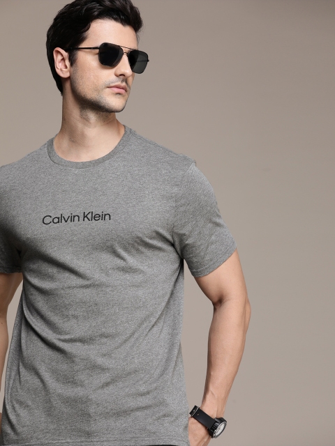 

Calvin Klein Jeans Men Grey Melange T-shirt With Printed Detailing