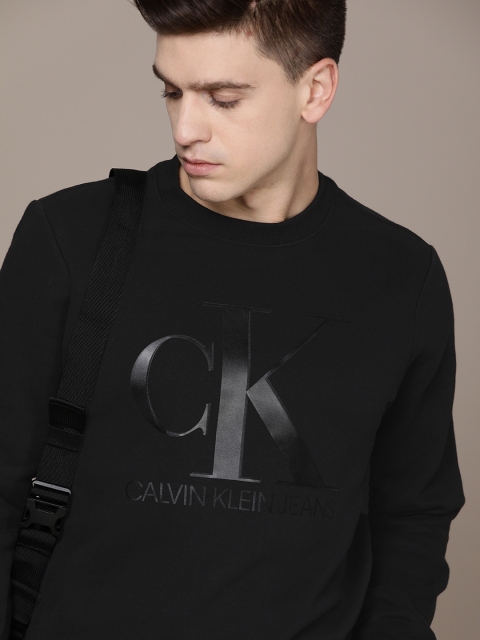 

Calvin Klein Jeans Men Black Printed Sweatshirt