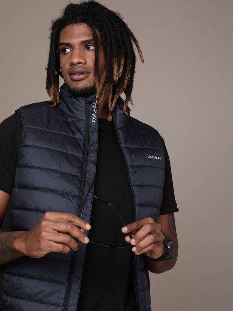 

Calvin Klein Jeans Men Navy Blue Black Breathable Puffer Jacket