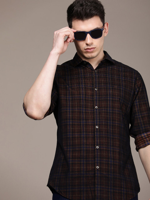 

Calvin Klein Jeans Men Brown Slim Fit Checked Casual Shirt