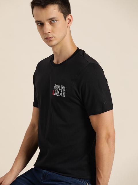 

ether Men Black Pure Cotton Solid Pure Cotton T-shirt with Printed Detail