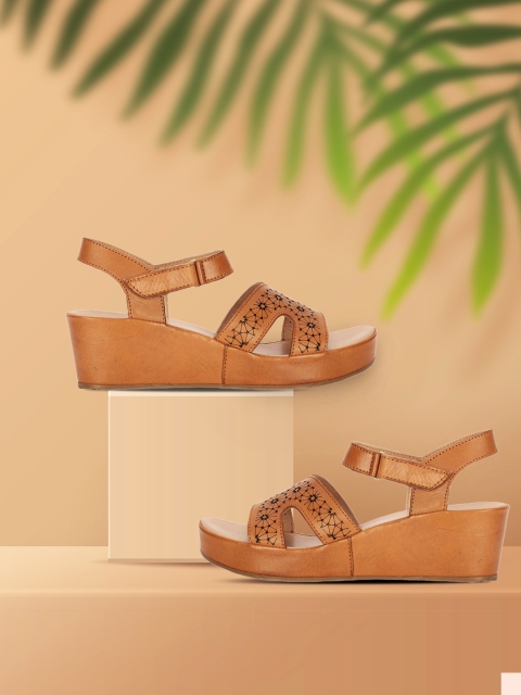 

Hush Puppies Tan Textured Leather Wedge Sandals with Laser Cuts