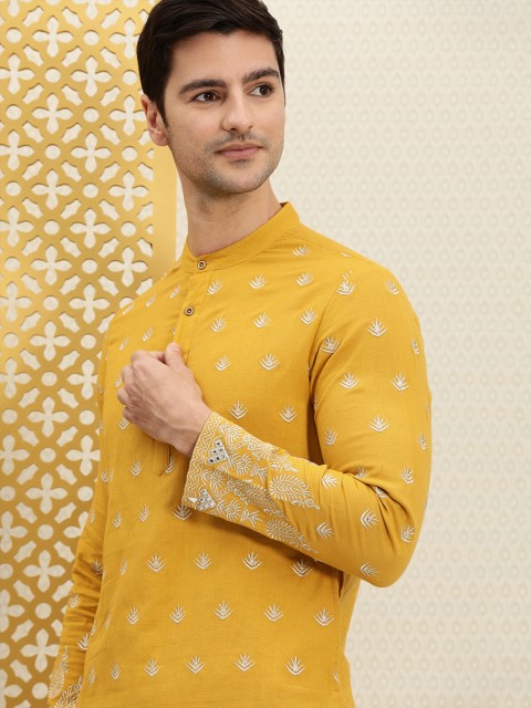 

House of Pataudi Men Mustard Yellow Jashn Embroidered Mirror Work Kurta