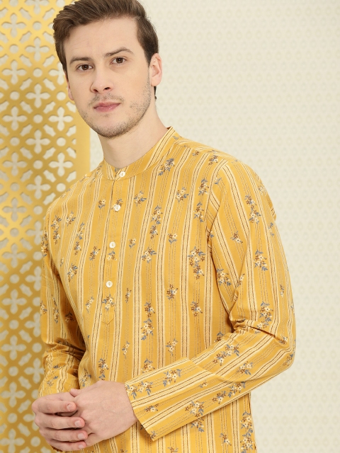 

House of Pataudi Men Mustard Yellow & Green Floral Print Pure Cotton Rozana Kurta
