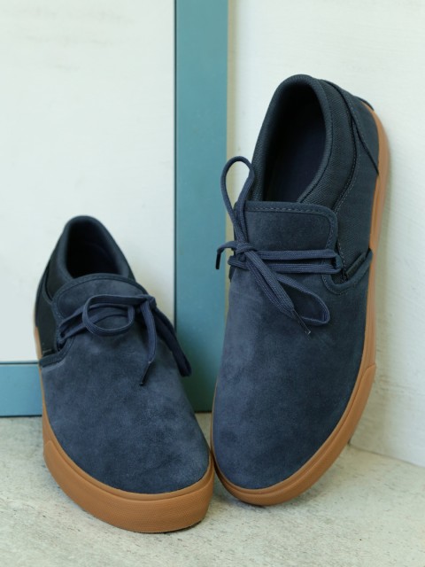 

Supra Men Navy Solid Slip-On Sneakers, Navy blue
