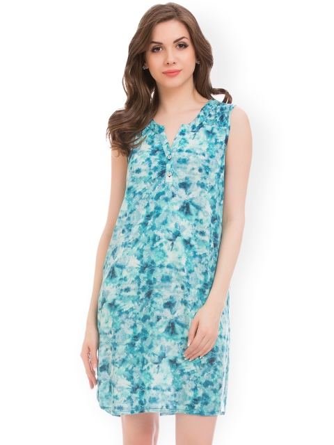 

Clovia Blue & White Printed Nightdress NS0643P03