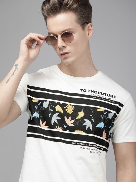 

Blackberrys Men White Floral Printed Slim Fit Pure Cotton T-shirt