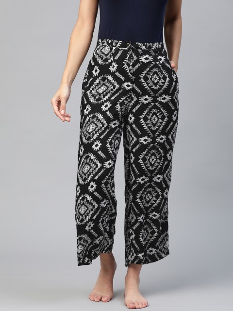 

RIVI Women Black & White Geometric Print Cotton Lounge Pants