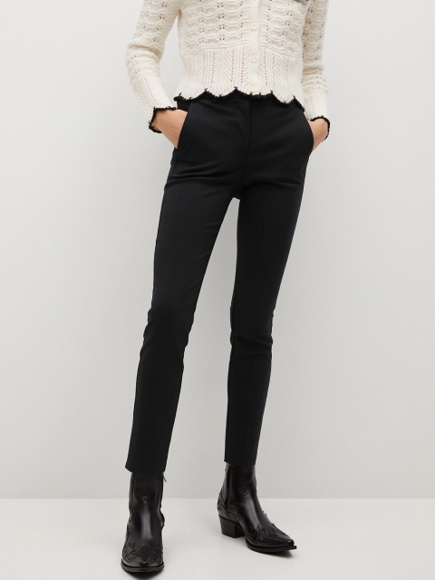 

MANGO Women Black Skinny Fit Solid Cropped Trousers