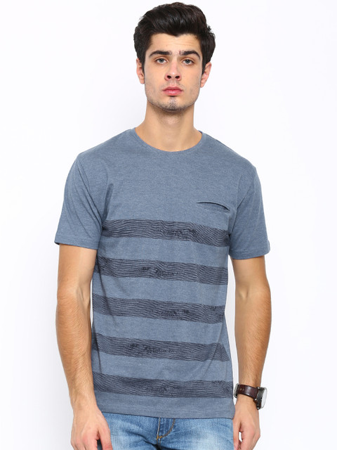 

HIGHLANDER Men Blue Striped T-Shirt