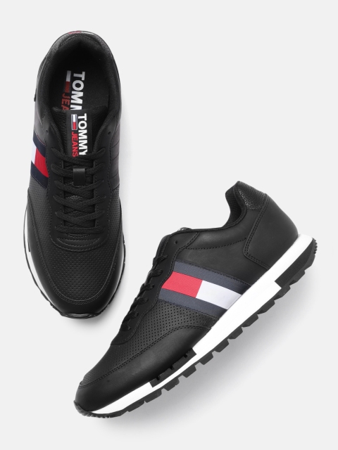 

Tommy Hilfiger Men Black Leather Sneakers