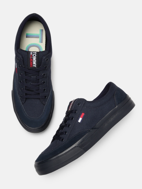 

Tommy Hilfiger Men Navy Blue Solid Sneakers