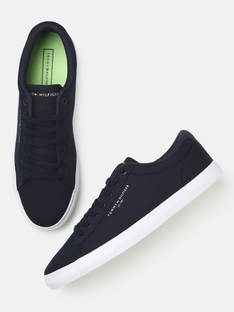 

Tommy Hilfiger Men Navy Blue ESSENTIAL STRIPES Sneakers