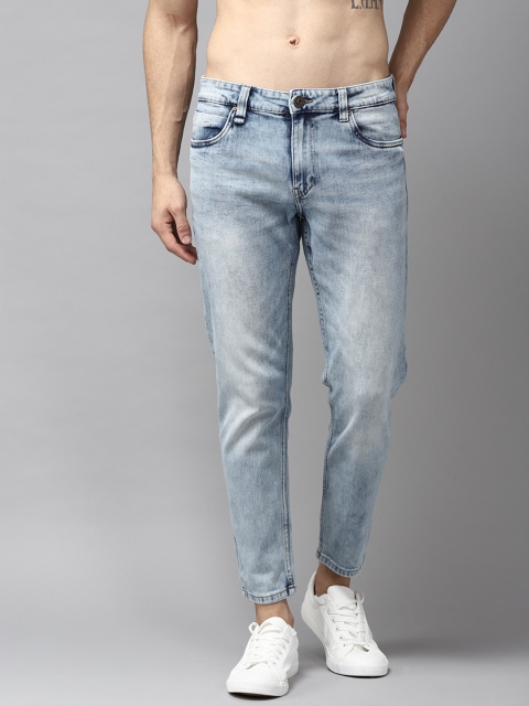 

Roadster Men Blue Carrot Fit Light Fade Stretchable Jeans