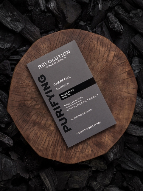 

Makeup Revolution London Set of 6 Skincare Pore Cleansing Charcoal Nose Strips, Grey