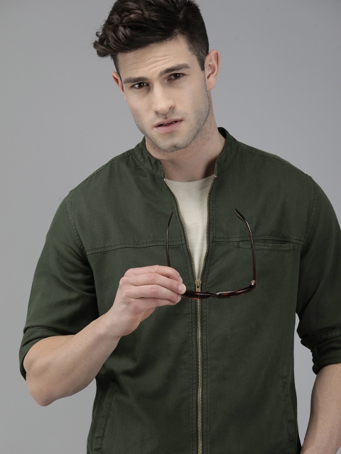 

Roadster Men Olive Green Solid Pure Cotton Baseball Shirt