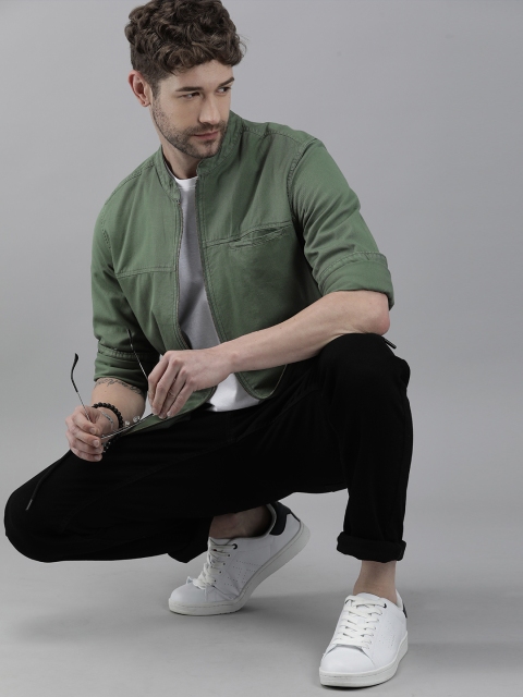 

Roadster Men Olive Green Solid Pure Cotton Baseball Shirt