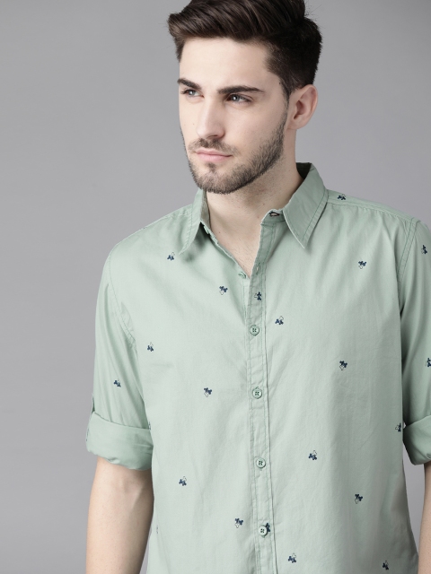 

Roadster Men Sea Green & Navy Blue Geometric Print Pure Cotton Casual Shirt