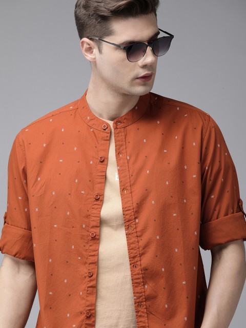 

Roadster Men Rust Orange Cotton Ditsy Print Casual Shirt