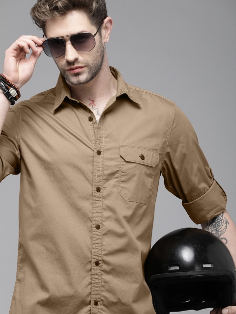 

Roadster Men Khaki Solid Pure Cotton Neem Finish Casual Shirt