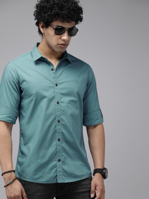 

Roadster Men Teal Blue Solid Slim Fit Casual Shirt