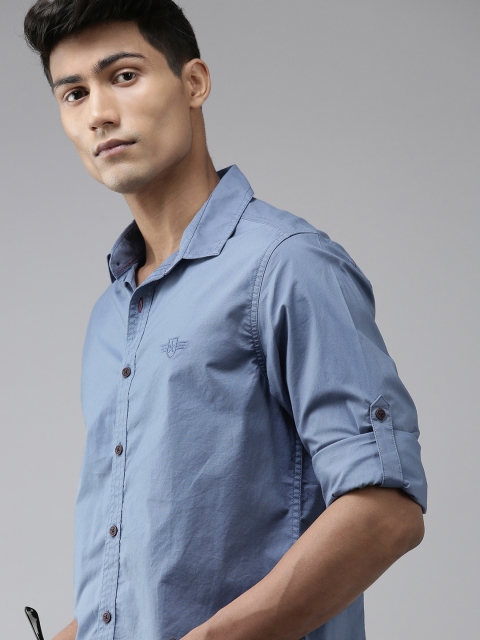 

Roadster Men Blue Solid Slim Fit Casual Shirt