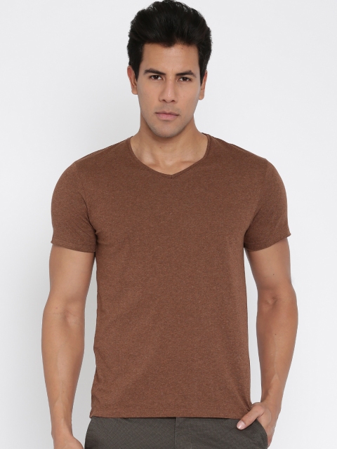 

Jack Jones Men Brown Solid Pure Cotton T-shirt