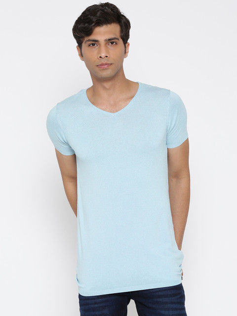 

Jack & Jones Men Blue Solid T-Shirt