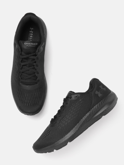 

UNDER ARMOUR Men Black Woven Design Charged Pursuit 2 SE Running Shoes
