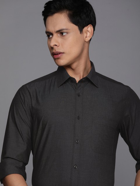 

Raymond Men Charcoal Grey Solid Slim Fit Formal Shirt