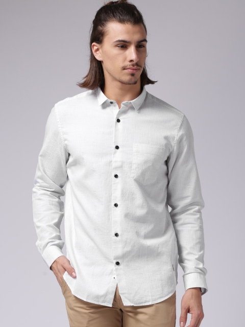 

True Blue Men White Regular Fit Casual Shirt